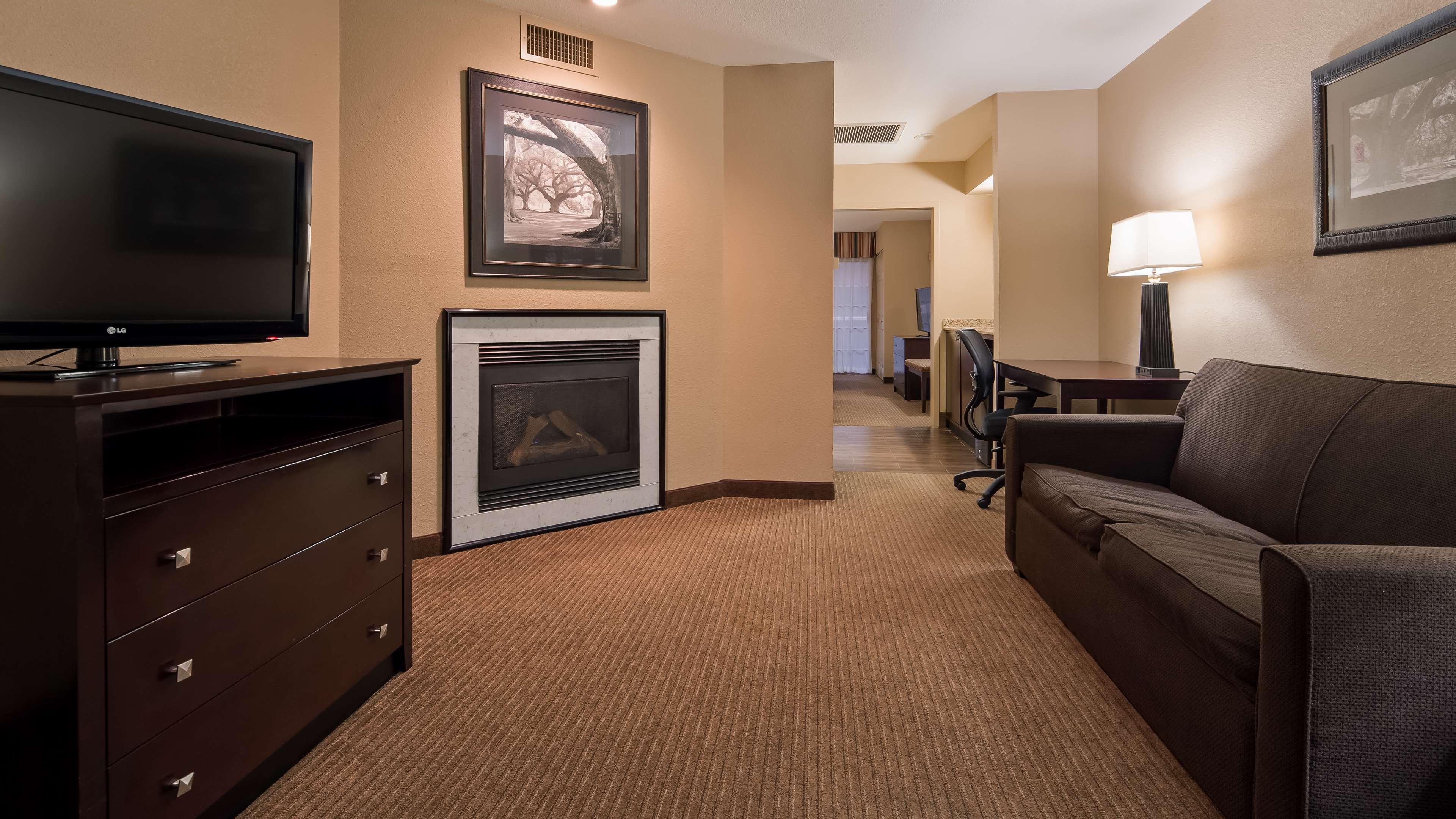 Best Western Of Alexandria Inn & Suites & Conference Center מראה חיצוני תמונה