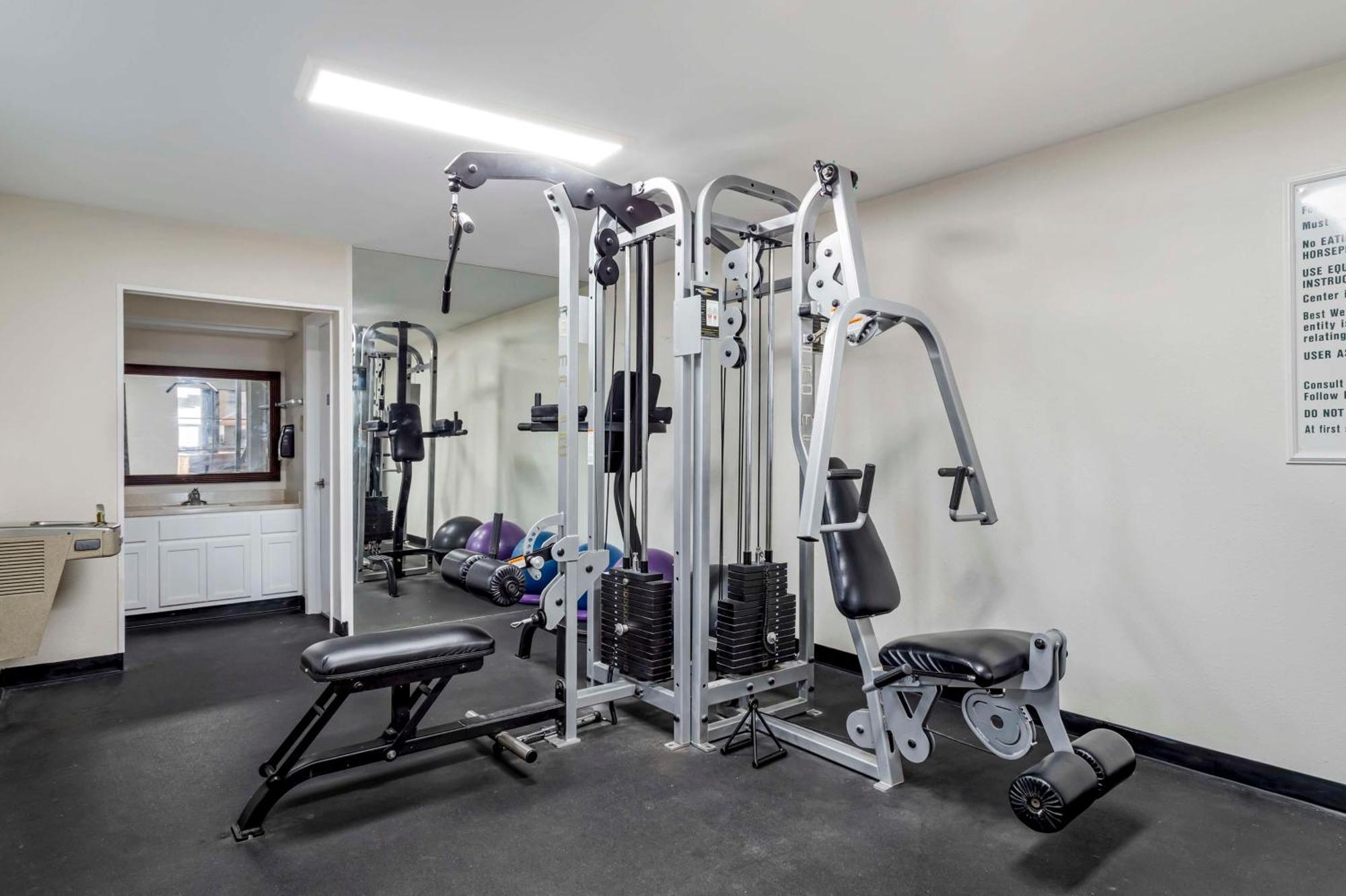 Best Western Of Alexandria Inn & Suites & Conference Center מראה חיצוני תמונה