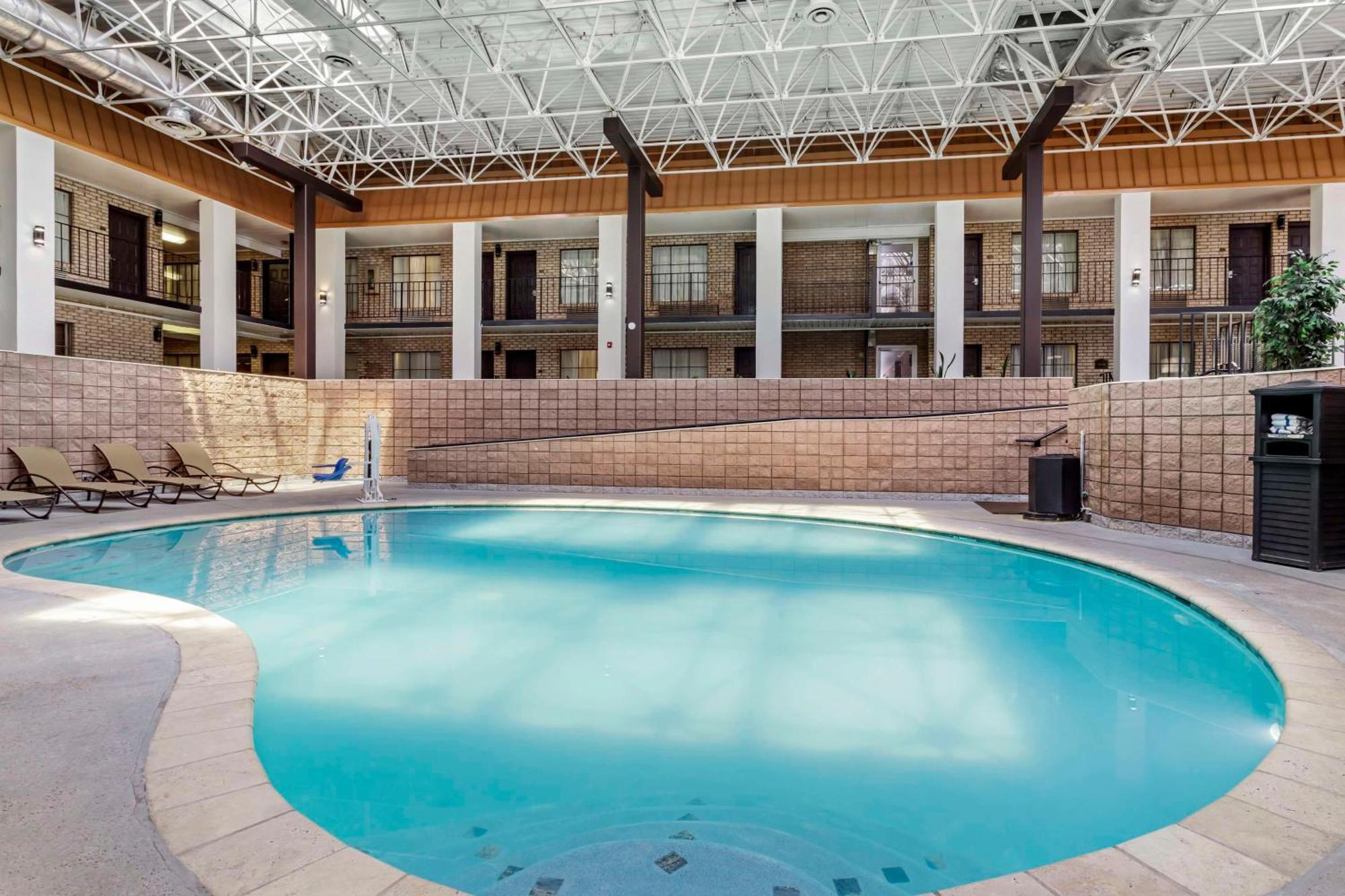 Best Western Of Alexandria Inn & Suites & Conference Center מראה חיצוני תמונה